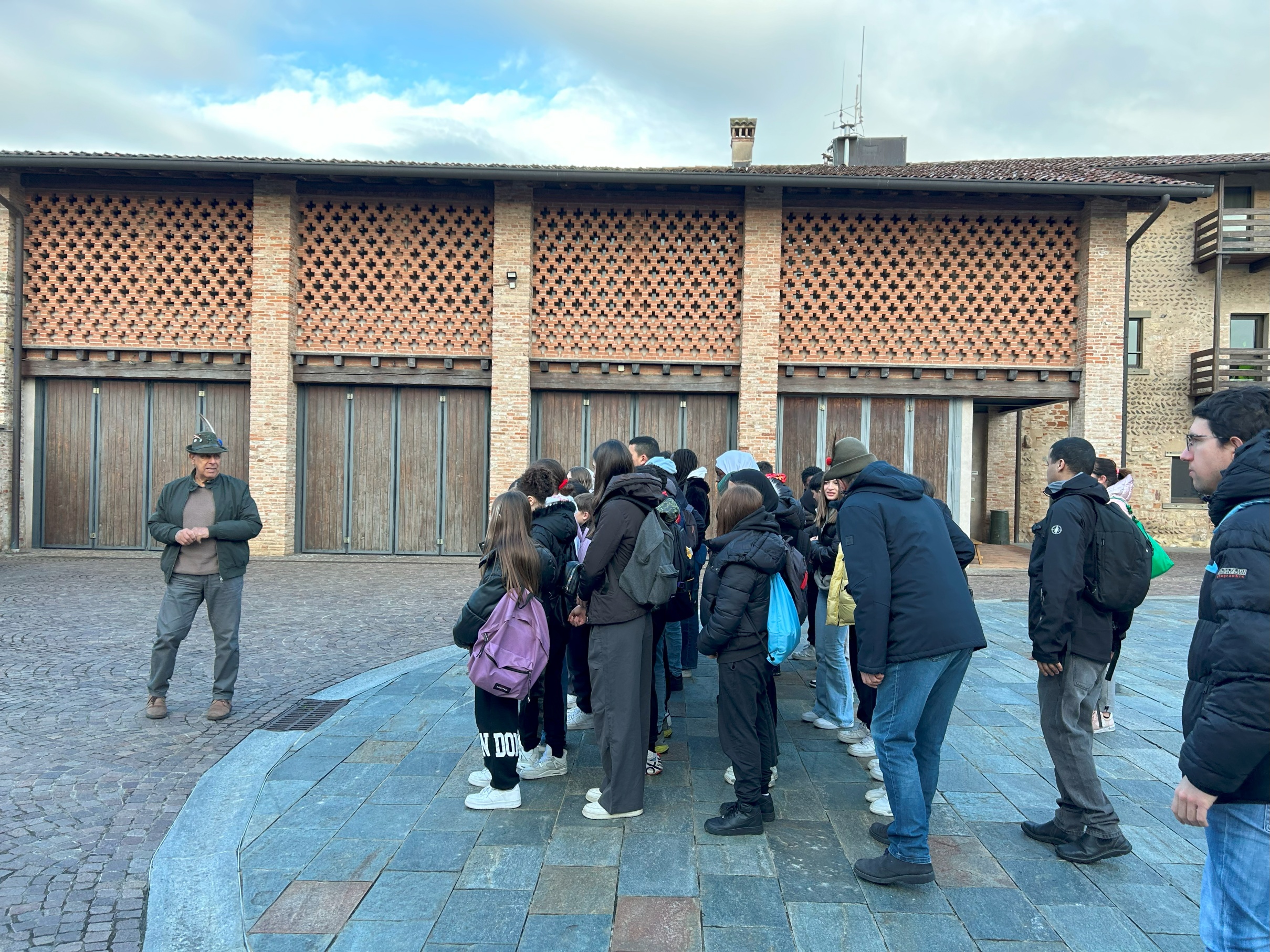 Gli studenti all'arrivo al Museo